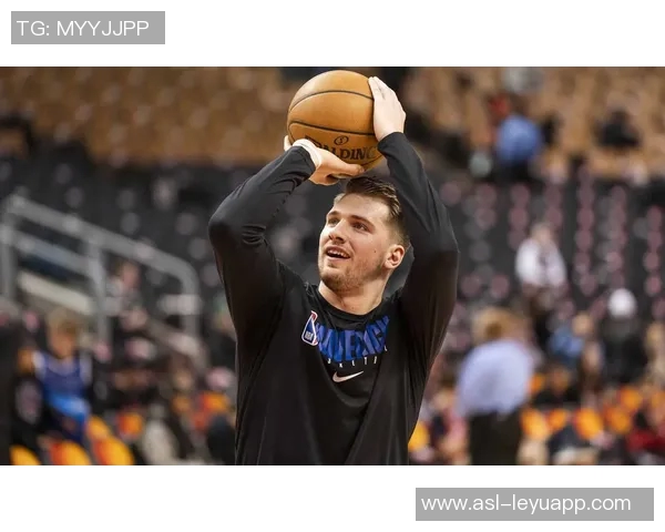 东契奇谈上半场防守不足中场调整后成功提升退防速度