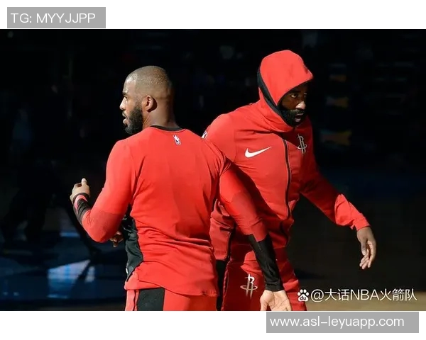 香波特直言哈登比赛中动作过激差点致其受伤引发关注